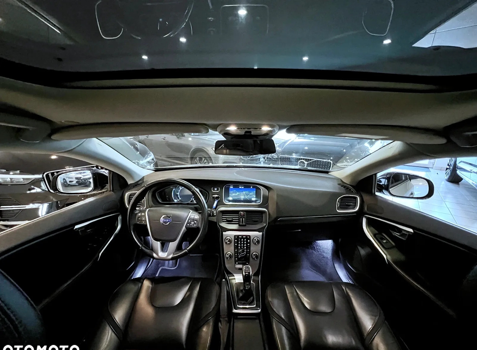 Volvo V40 cena 65000 przebieg: 186000, rok produkcji 2015 z Kazimierza Wielka małe 277